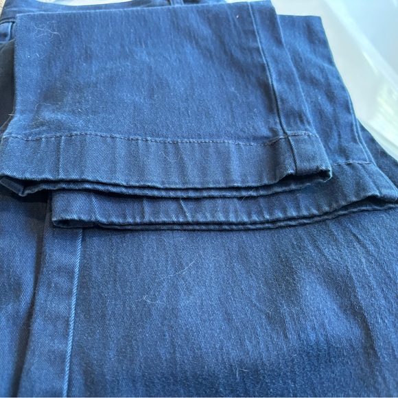 J Crew Chino Dark Blue Stretch Fit, 32W X 30L, used - Picture 5 of 5
